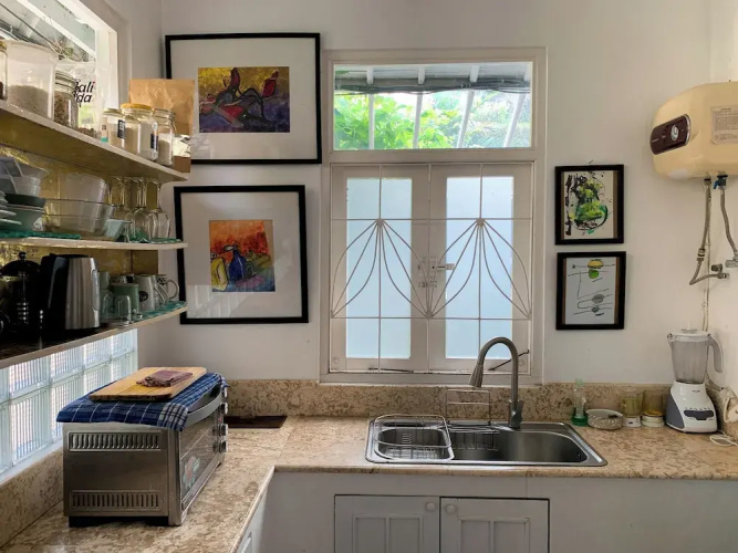 Tropical Oasis 2 BR Villa Near Beach
