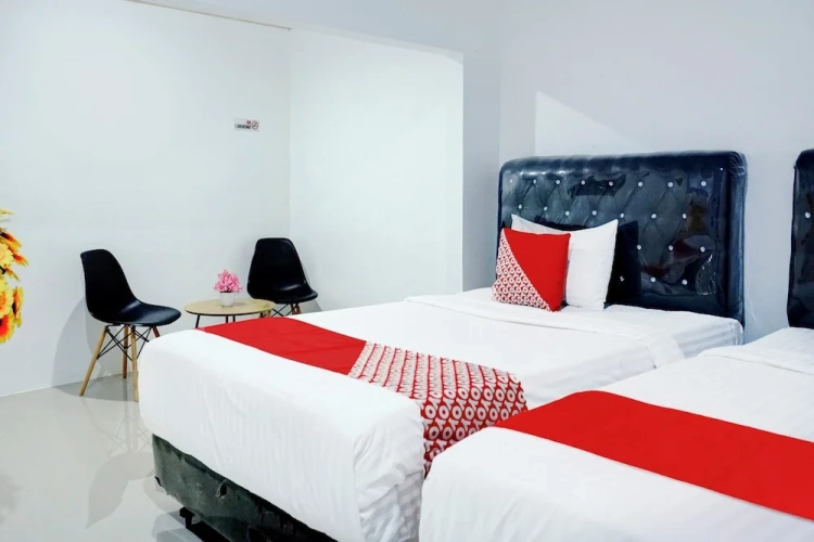 Standard Twin Suite