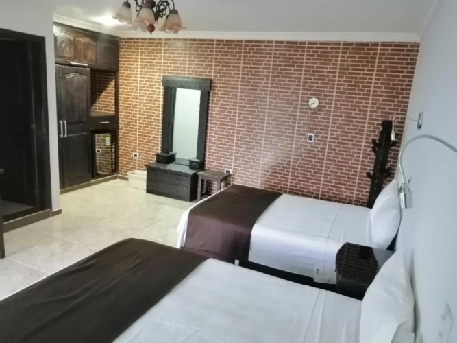 Double Suite