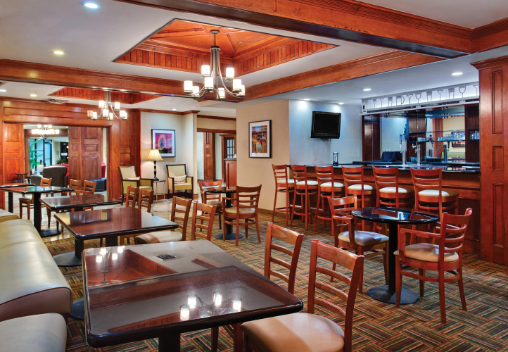 Holiday Inn Express Dallas Market Center photo 31