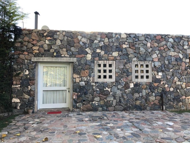 2 Bedrooms Cottage