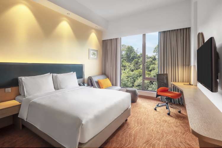 Hotel Holiday