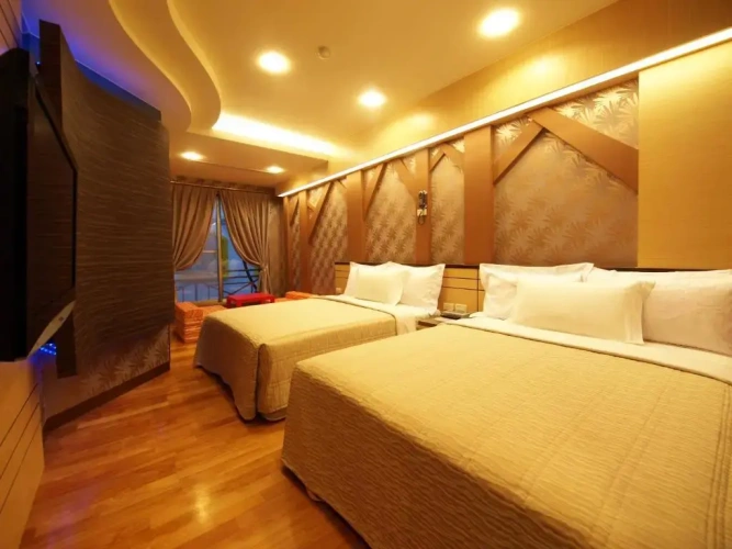 Economy Quadruple room