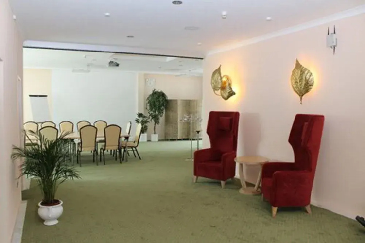 Lindemann Hotel