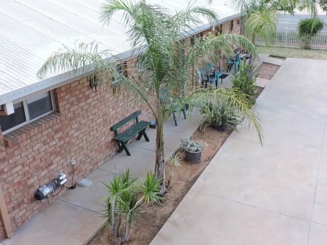Red Cliffs Colonial Motor Lodge