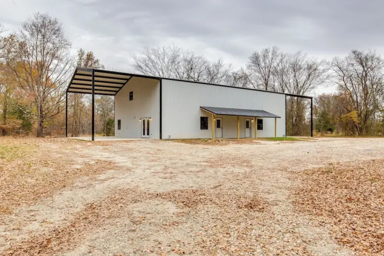 Serene Yantis Getaway - 1 Mi to Lake Fork!