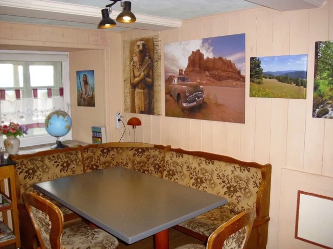 2 Bedrooms Deluxe Apartment