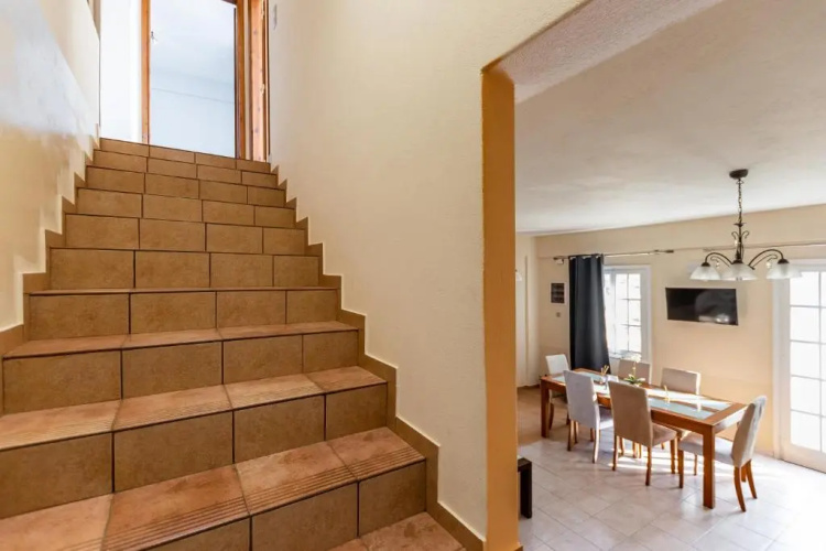 Nick & Debbie's two-storey apartment