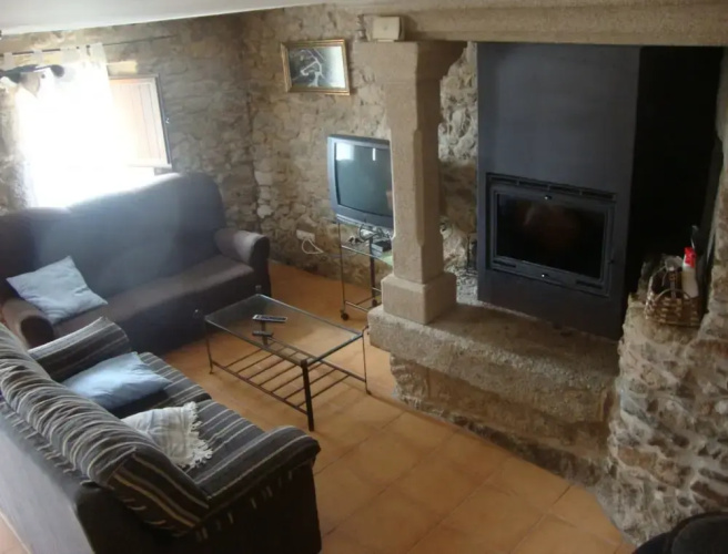 103473 - House in Muxía