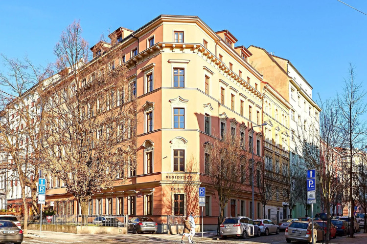 Ginosi Elema ApartelOver view