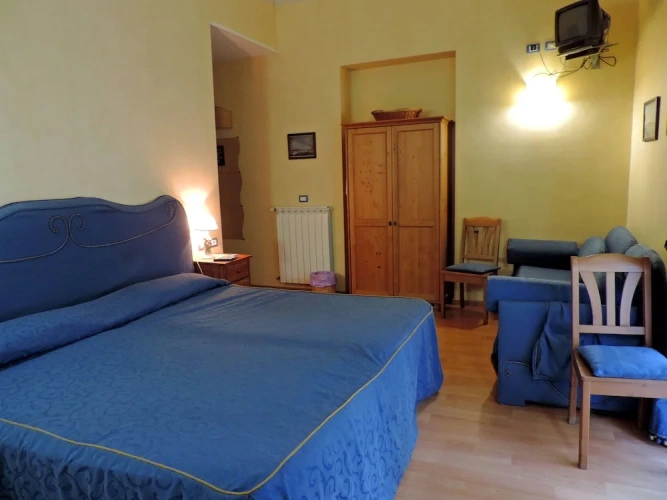 Standard Quadruple room with balcony
