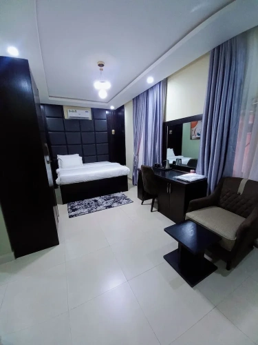 Executive Suite