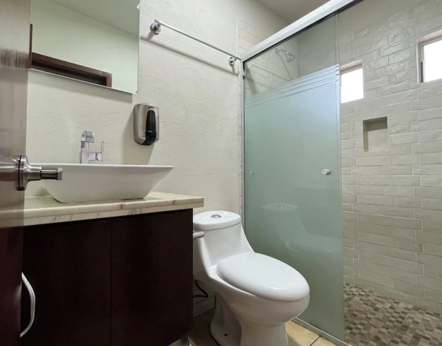 Comfort room