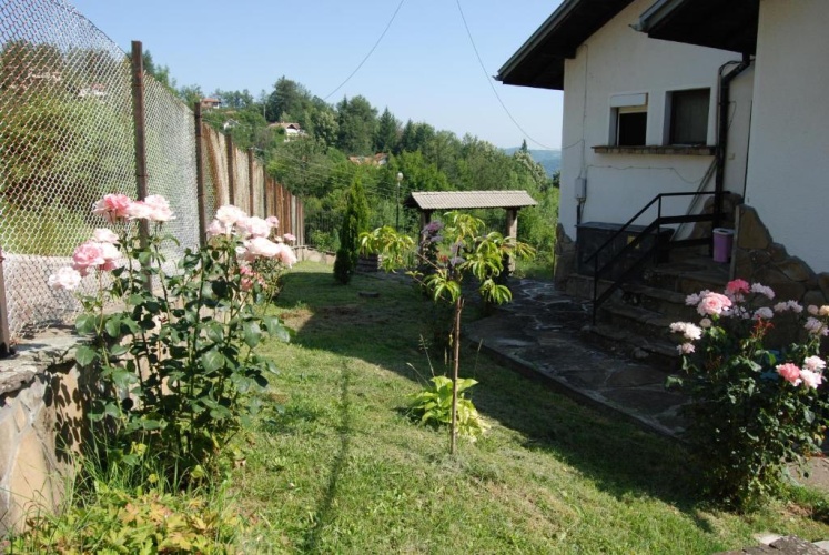 2 Bedrooms Cottage