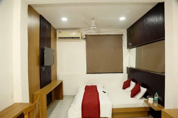 Deluxe Suite