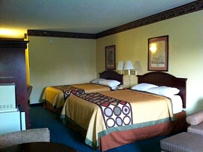 Deluxe Quadruple Suite