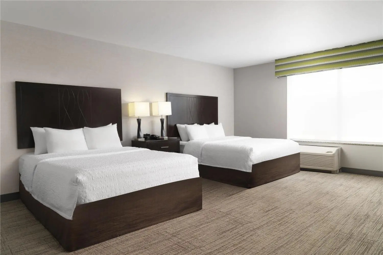 Hampton Inn Fairmont, WV photo 51