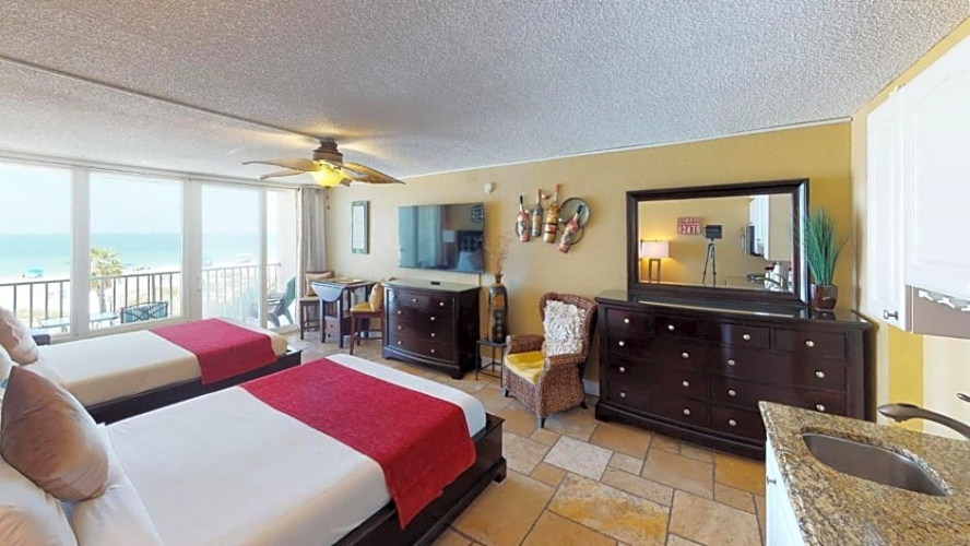 Deluxe Double Suite