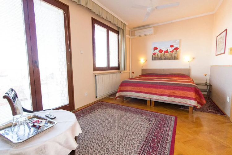 Budavar Bed and Breakfast