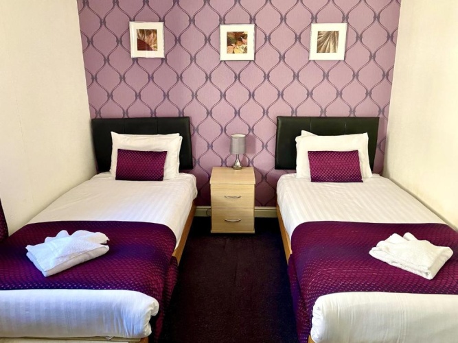Standard Twin room
