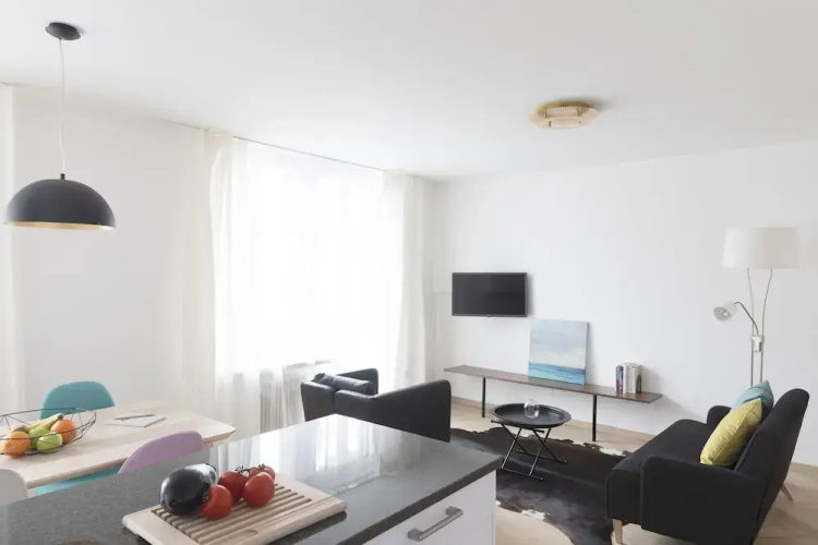 Nest- Badenerstrasse