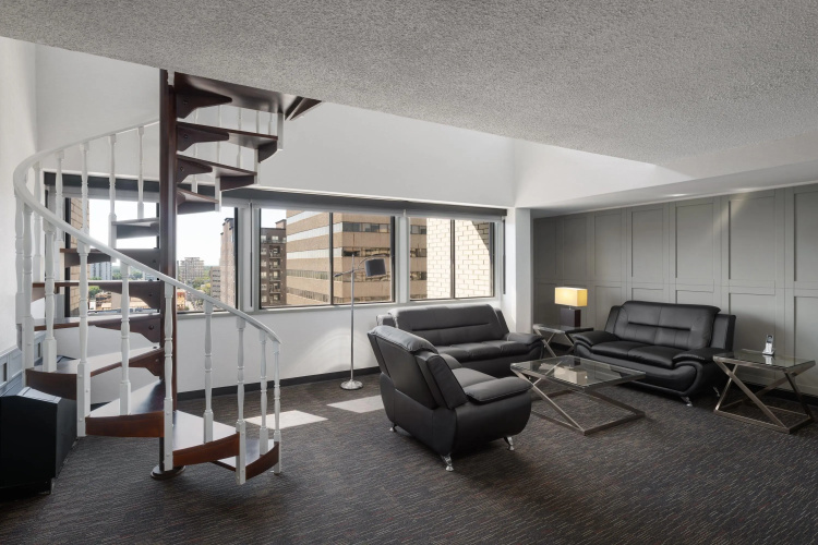 Ramada Plaza by Wyndham Regina Downtown photo 14