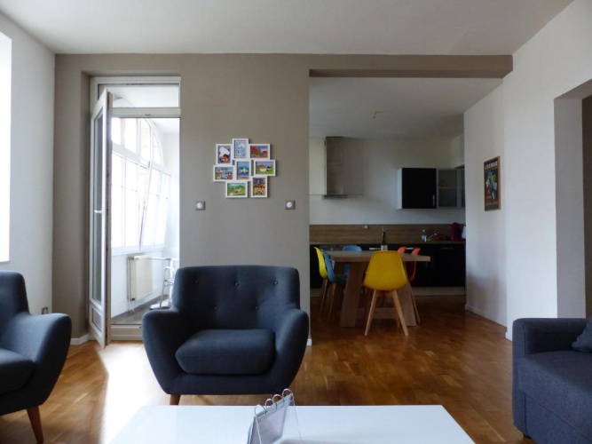 Apartment with balcony