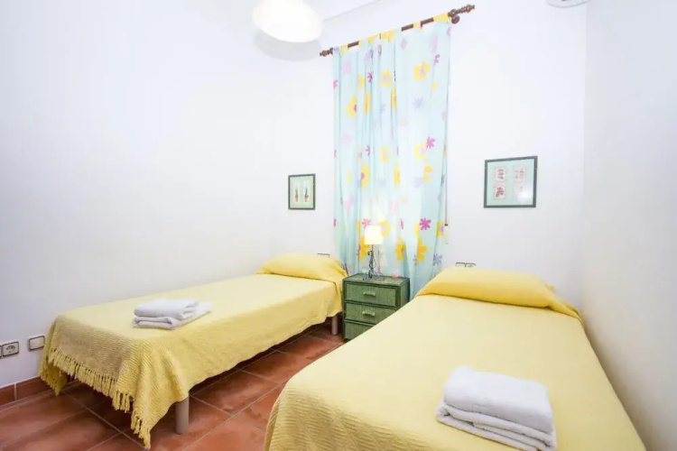 Nerja Spain Flats - V6 Tamango Hill