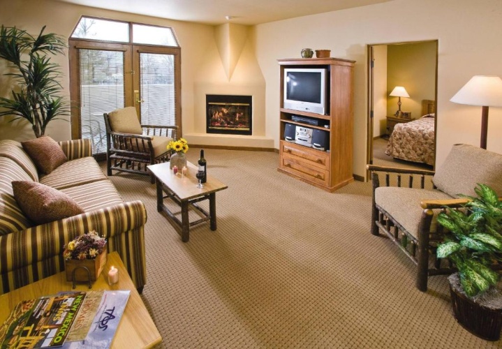 1 Bedroom Suite