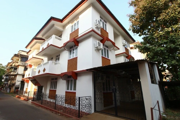 Kamal Kunj by OYO Rooms