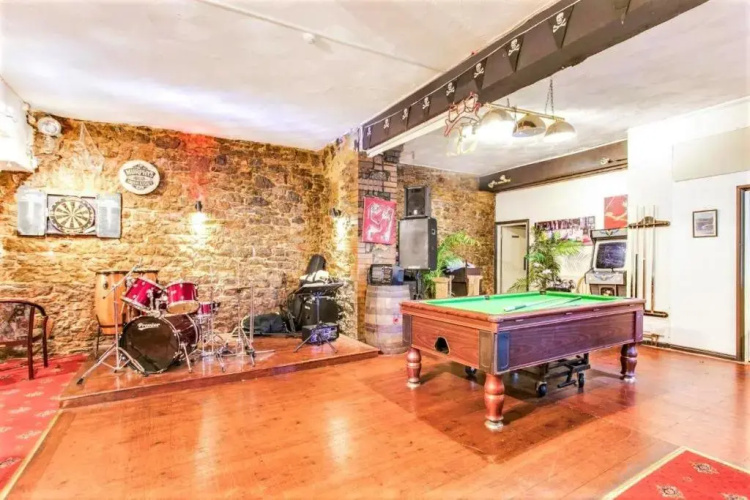 Yardley Manor Hotel