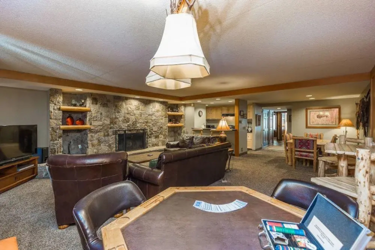 Decatur #1787 - 4 Br Condo