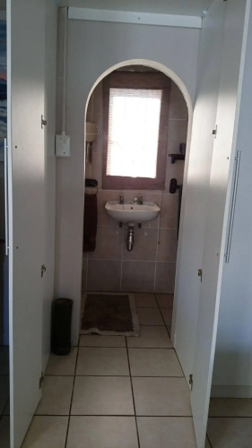 At Eezzze Riversway Self Catering