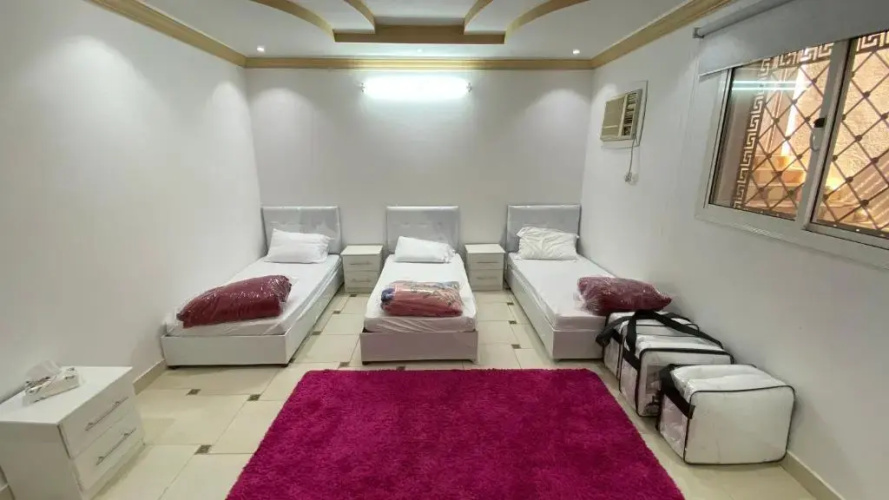 Naser Apartments