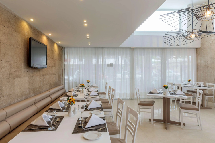 Best Western Plus Hotel Plaza photo 28