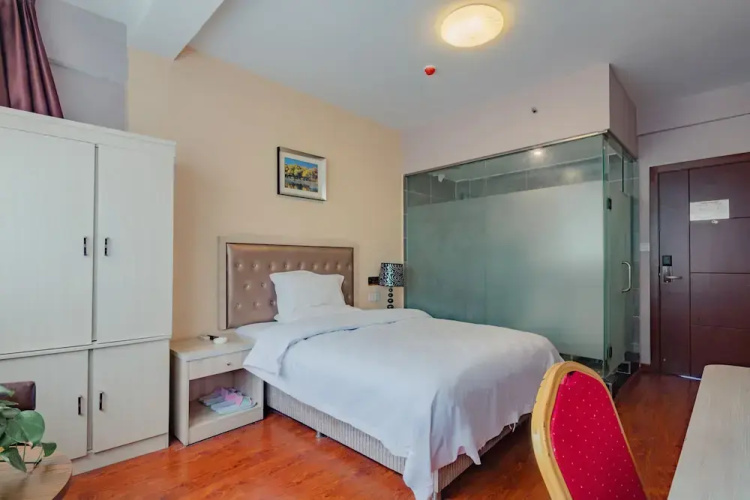 Chengdu Pinyi Minsheng Holiday Hotel