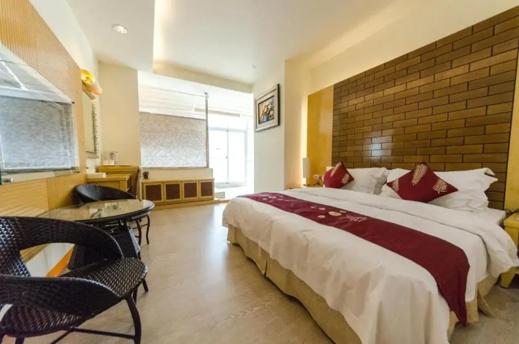 Deluxe Double room with balcony and with sea view