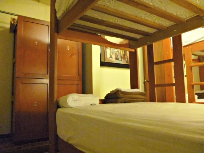 Lima Backpackers