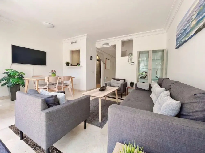Casa Mila Roda Sleeps 4 With Pool