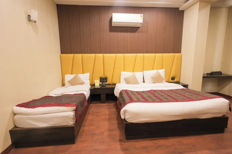Deluxe Triple room