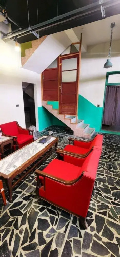 So Art Hostel