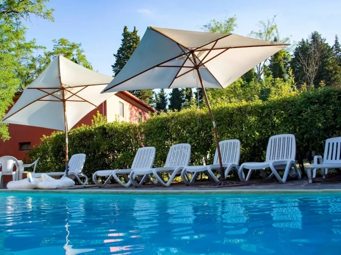3 Bedrooms Deluxe Cottage