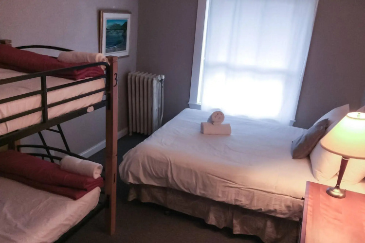 Painted Turtle Guesthouse (Hostel)