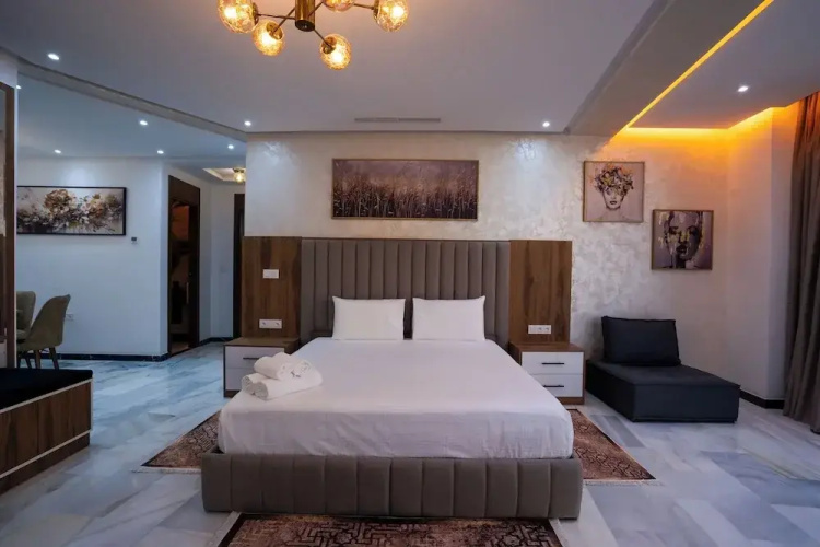 Immoka Suites
