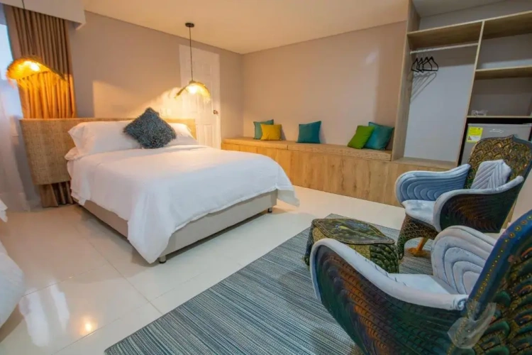 Superior Triple room