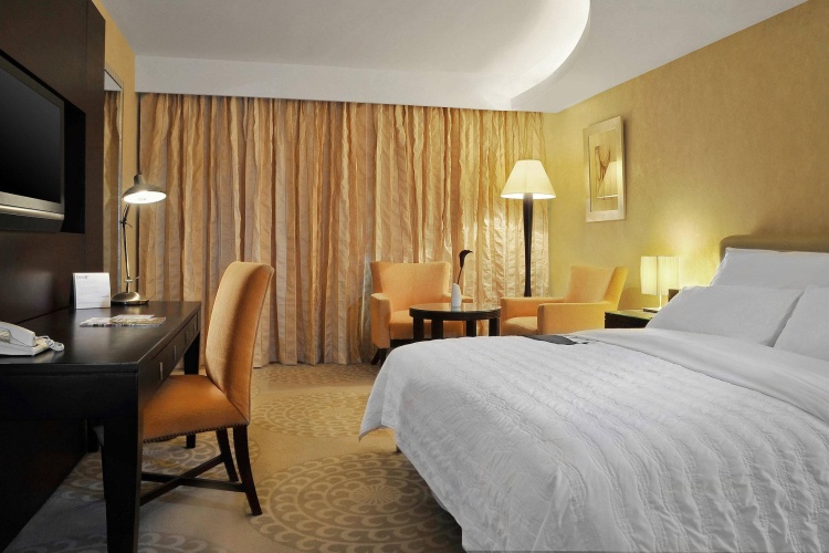 Classic Double room with city view