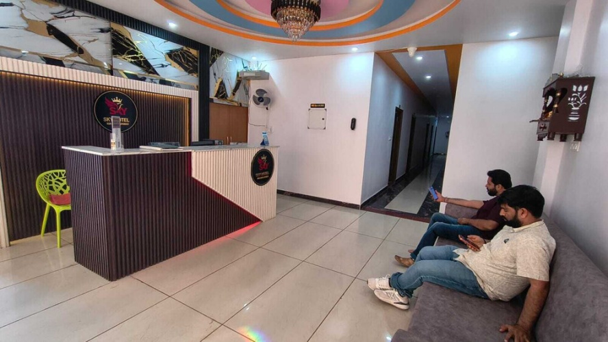 Sky Hotel