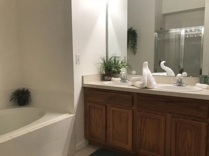Clermont Area Vacation Homes by Shine FM