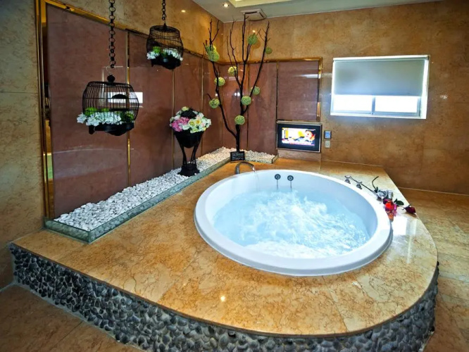 Hefeng Motel