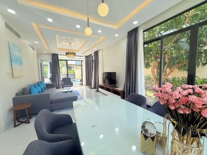 Deluxe Villa Beach Front